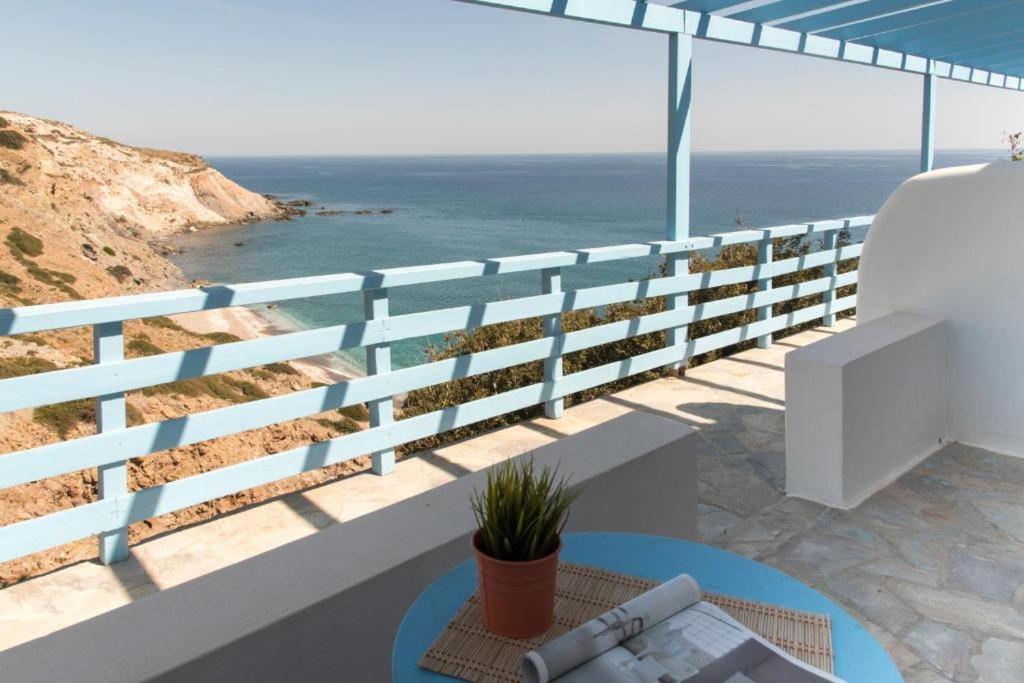 Thalassopetra In Agia Kyriaki Αγία Κυριακή Παραλία Εξωτερικό φωτογραφία