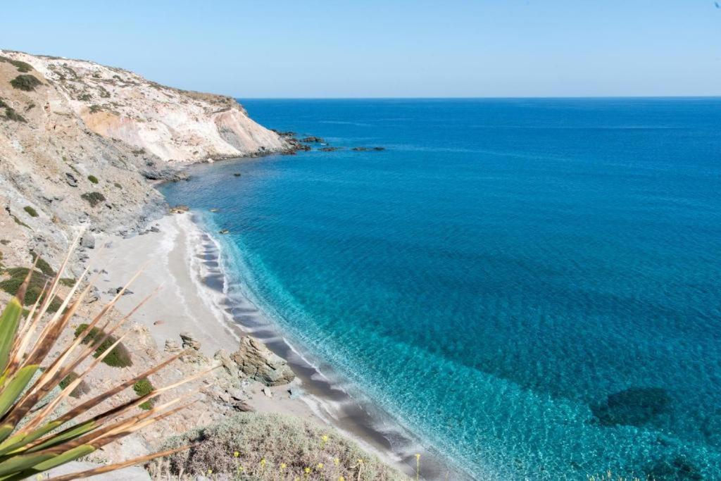 Thalassopetra In Agia Kyriaki Αγία Κυριακή Παραλία Εξωτερικό φωτογραφία